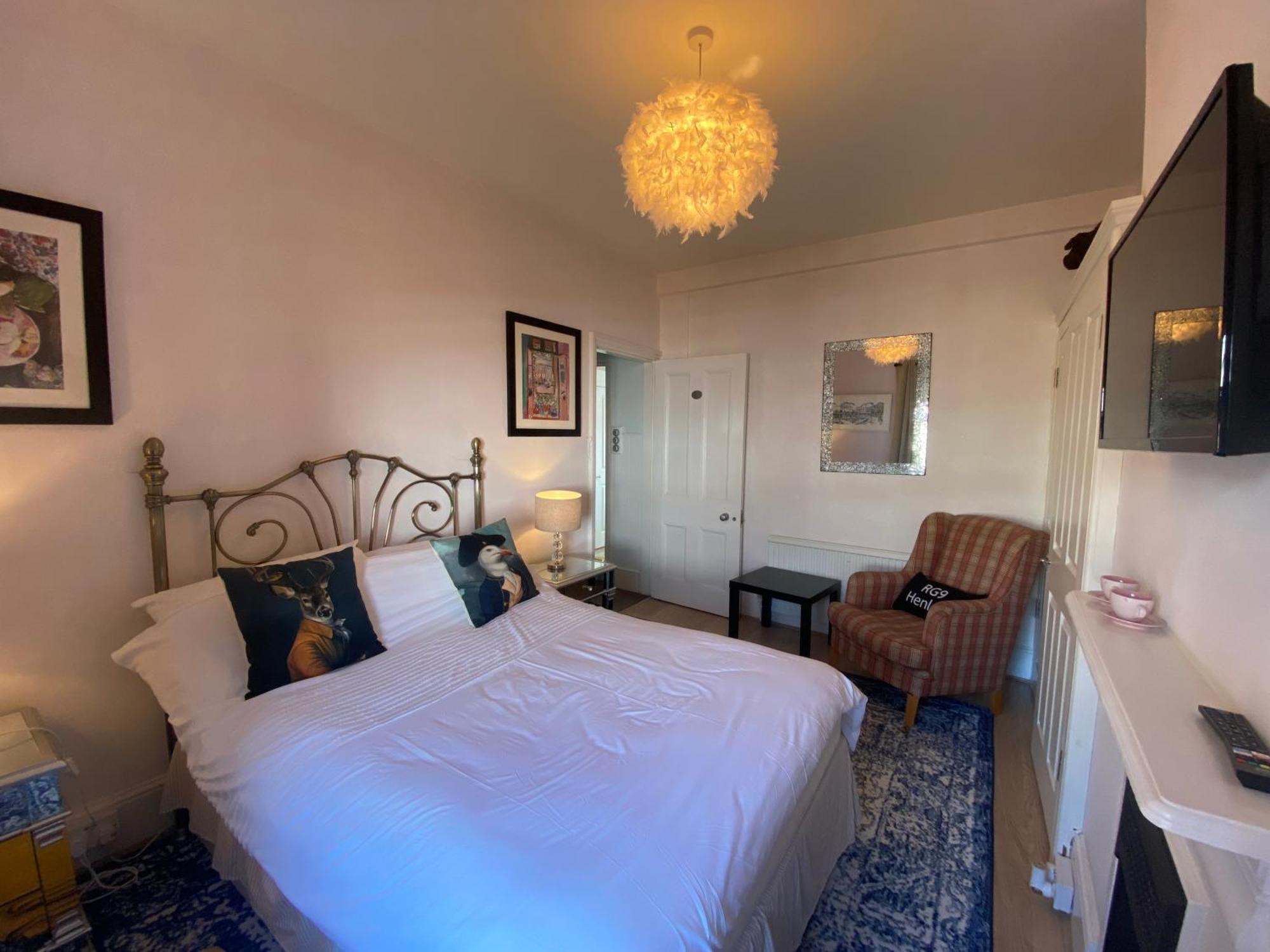 Deluxe Three Bed Bnb In Henley-On-Thames Near Station River & Town Centre Eksteriør billede